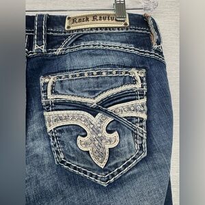 ROCK REVIVAL “PRISCILLA” JEANS LOW RISE BOOT CUT - SIZE 29 - INSEAM 31"